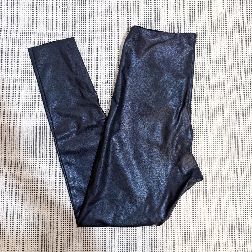 Commando Black Faux Leather Leggings - Picture 5 of 5